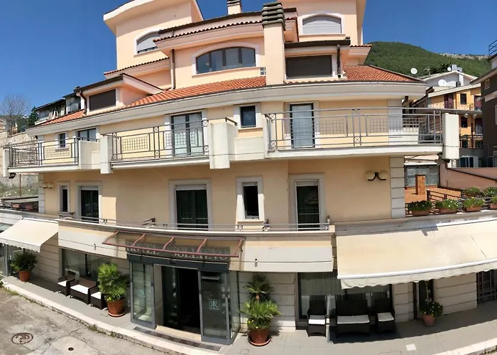 Sollievo - San Gennaro 3* 圣乔瓦尼·罗通多